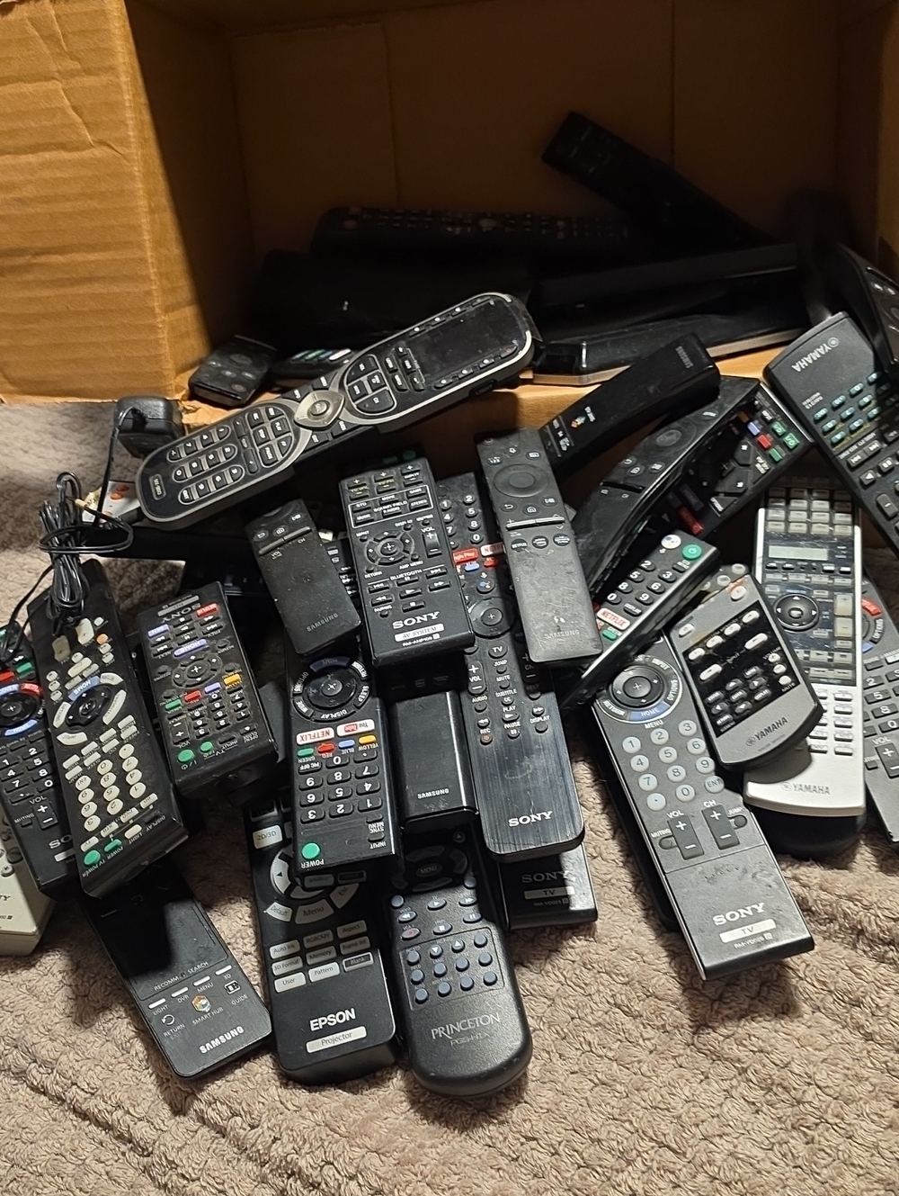 VARIOUS Black Remote ControlS